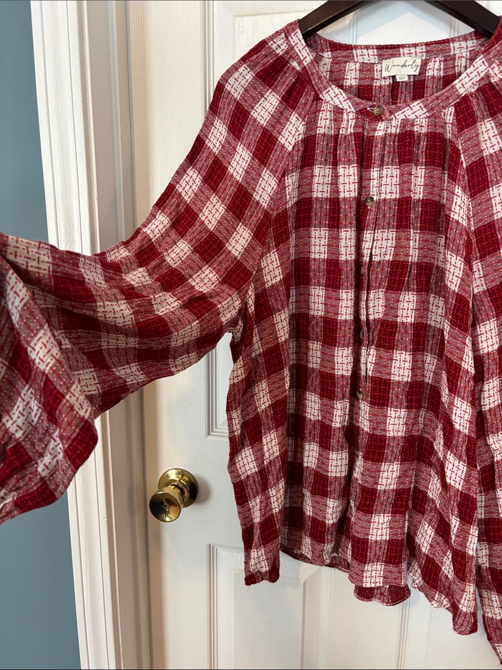 Beautiful Wonderly Red and White Plaid Women’s Shirt. Great for a Western Theme - Picture 2 of 8